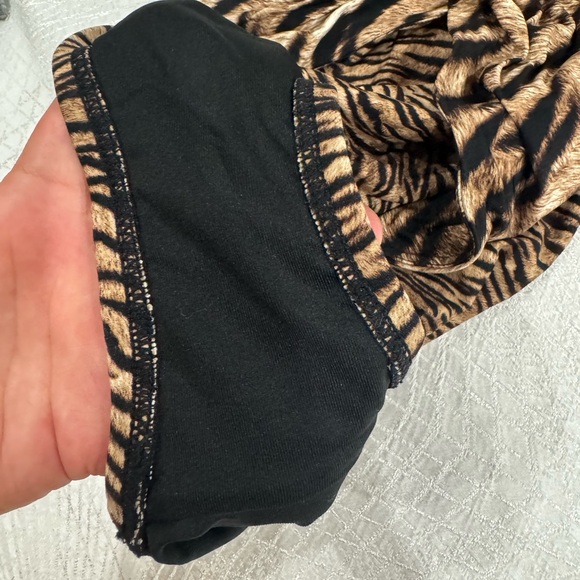 Michael Michael Kors Bodysuit Tiger Front Twist Halter - Picture 5 of 6